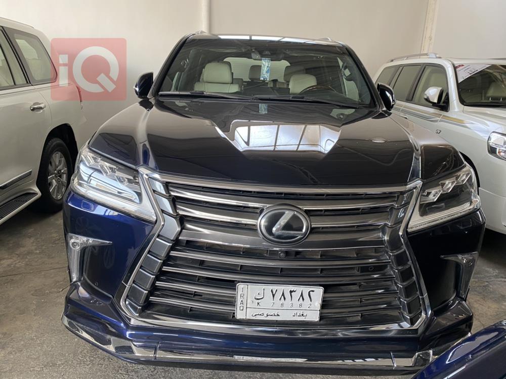 Lexus LX